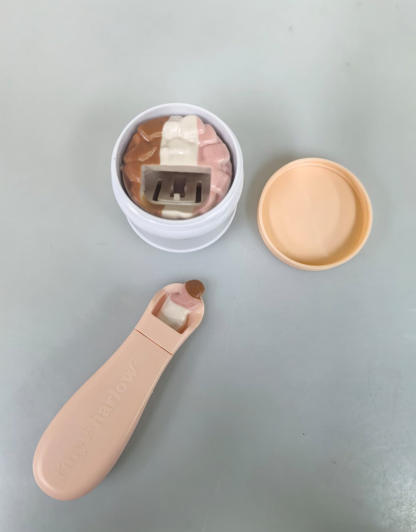 Ensemble Tiny Tummies pour poupée - Crème glacée napolitaine - Tiny Harlow