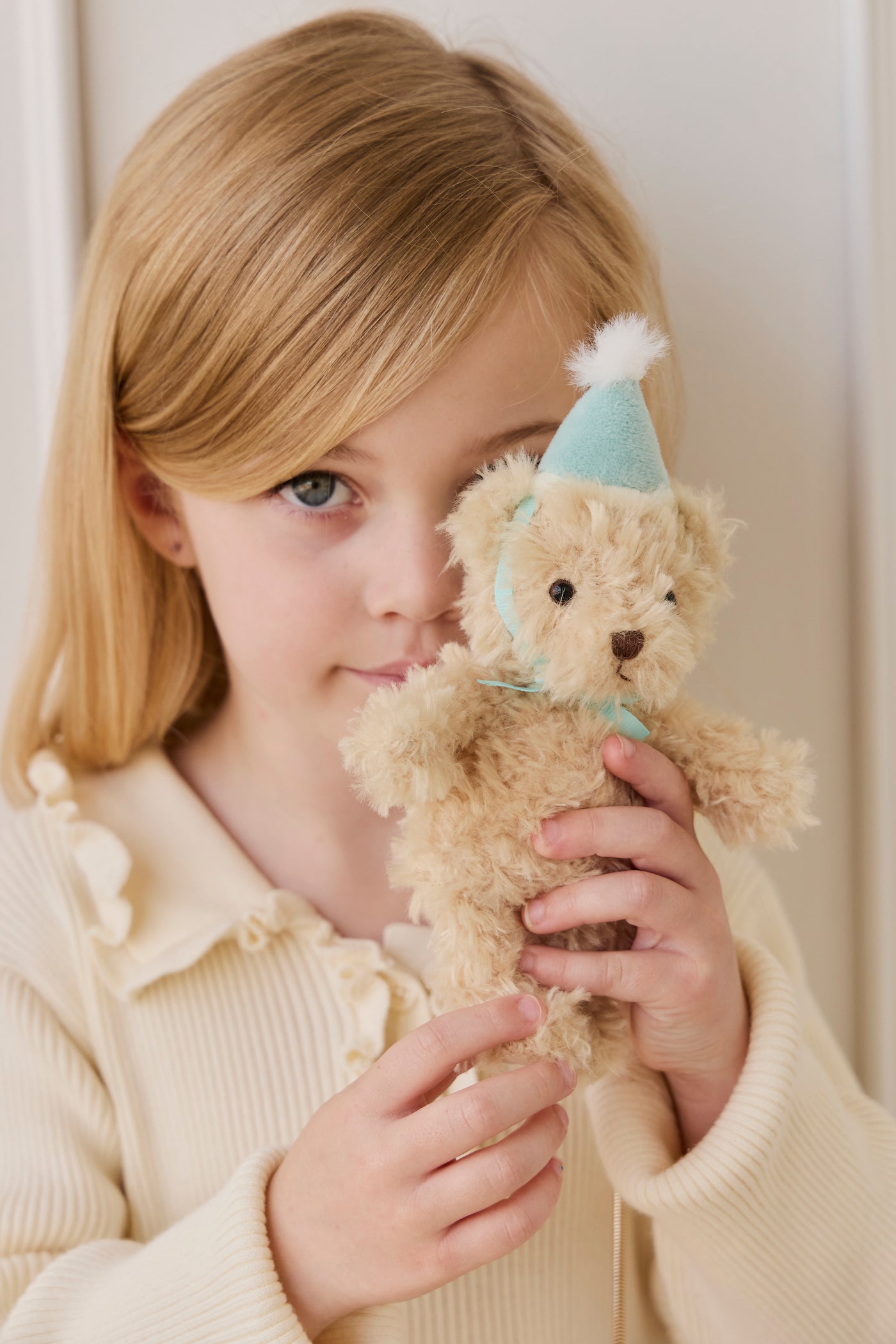 Breloque pour sac - Arthur l'ours de fête - Sky - Snuggle Bunnies