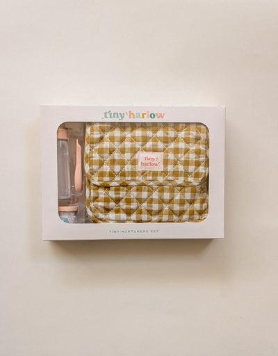 Ensemble complet de départ pour poupée Tiny Nurturers de couleur moutarde- Tiny Harlow | Shine on me