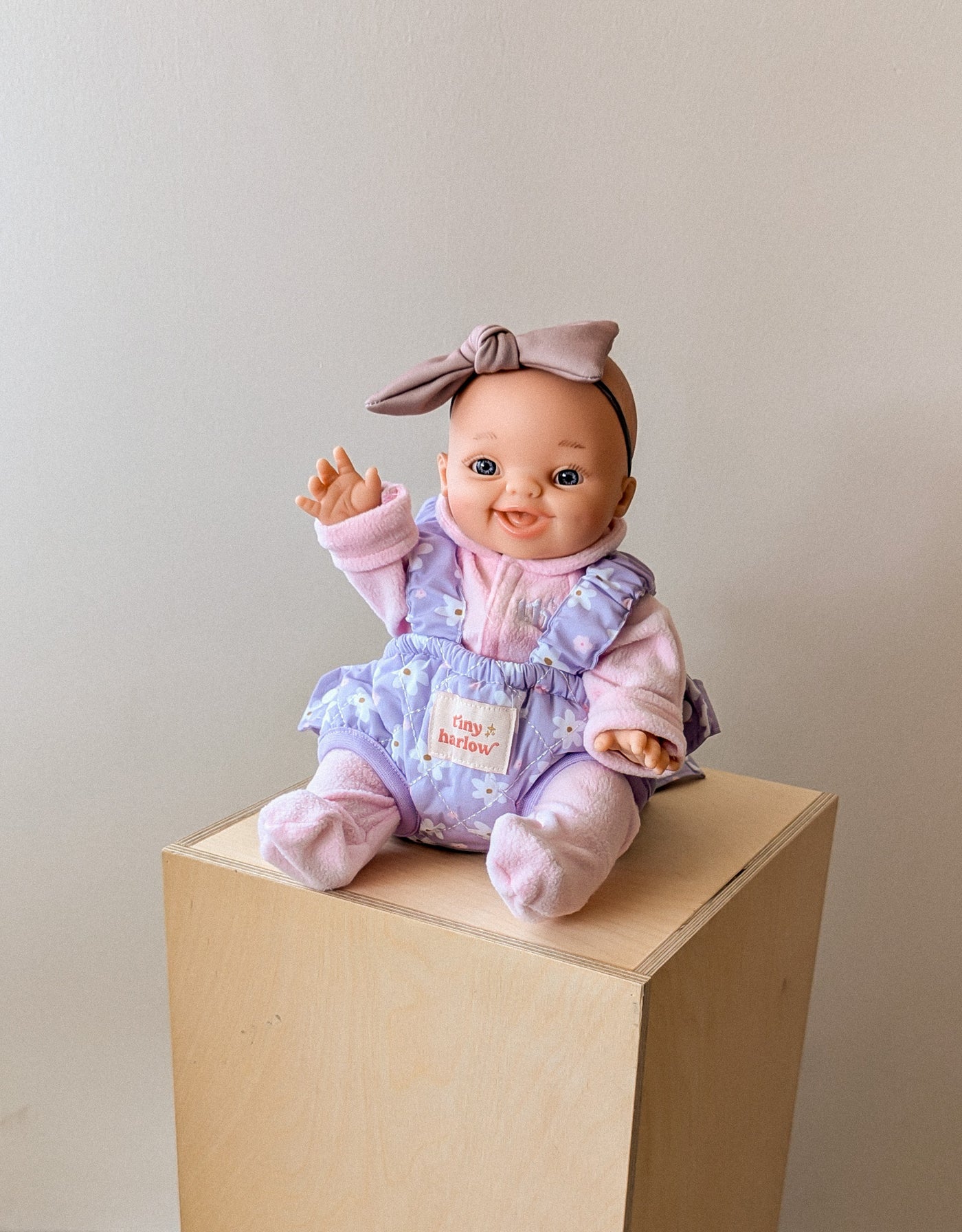 Porte-bébés en tissu pour poupée au motif de marguerite Daisy - Tiny Harlow | Shine on me