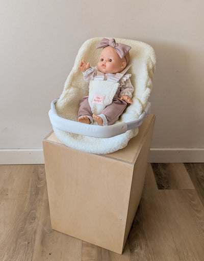 Box of 6 doll capsules - sherpa - Tiny Harlow